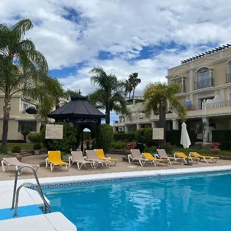Apartament Aloha Gardens, Nueva Andalucia, *